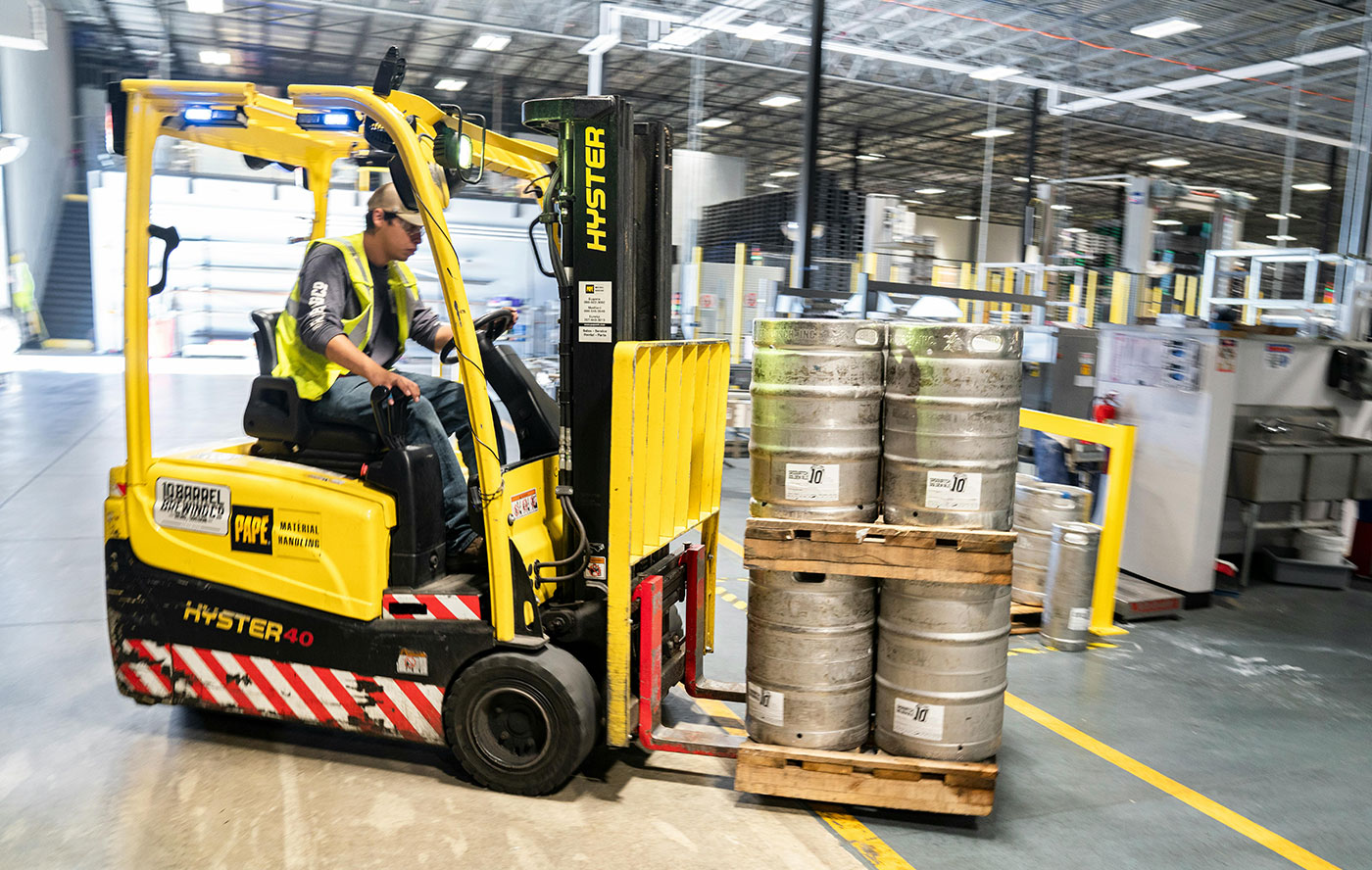 About Us（images 4）